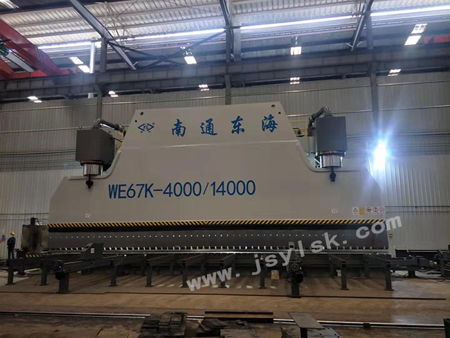 WE67K-1200/12000大型數控折彎機